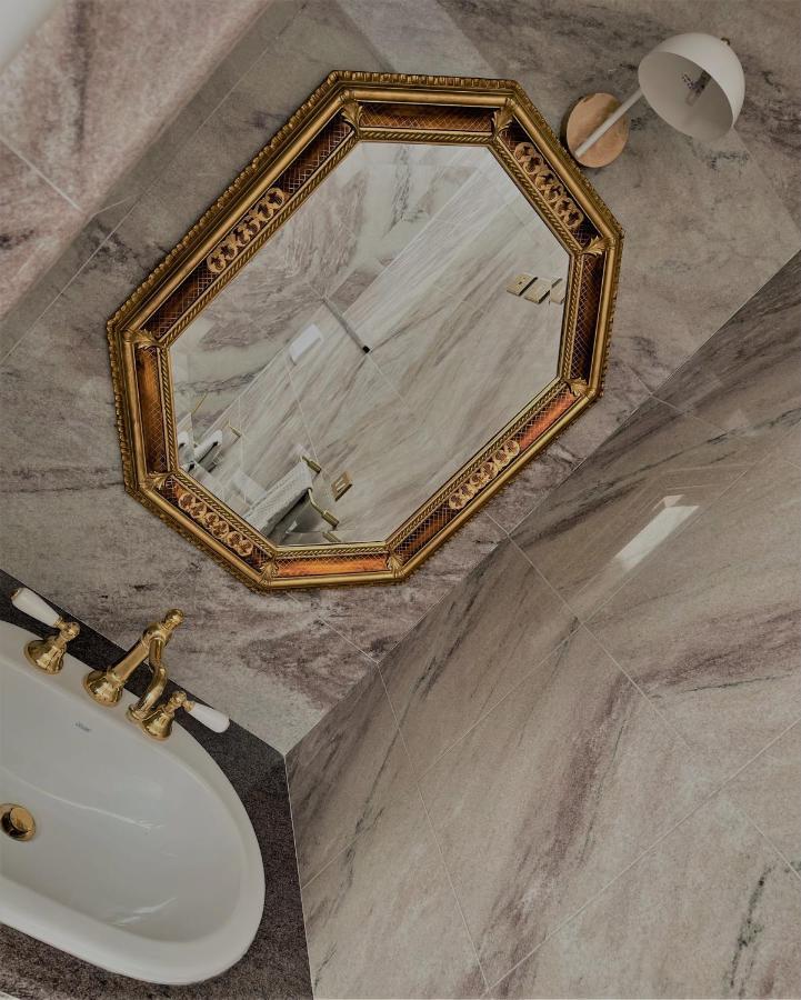 فندق Don Gil Chic بولينيانو آ ماري المظهر الخارجي الصورة